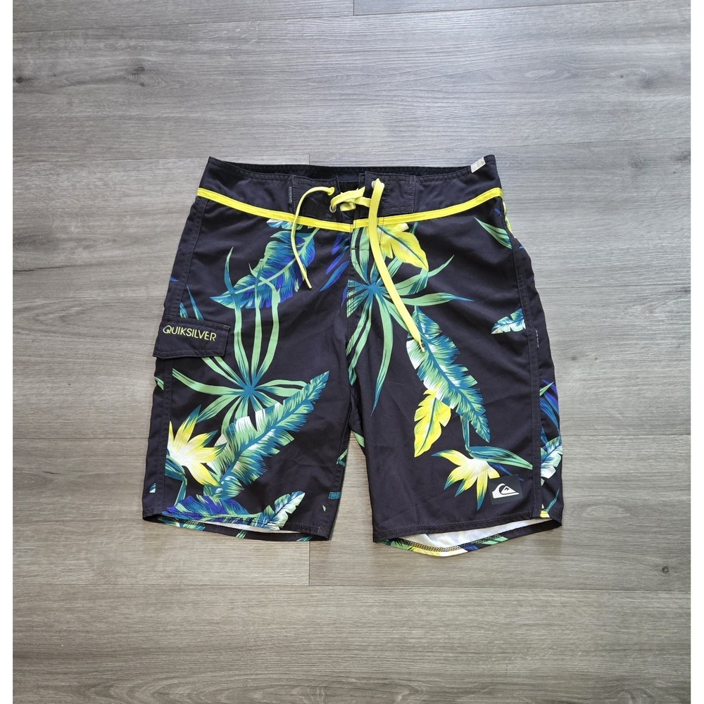 Quiksilver Board Shorts Mens 31 Black Green Floral Hawaiian Surf Stretch Swim
